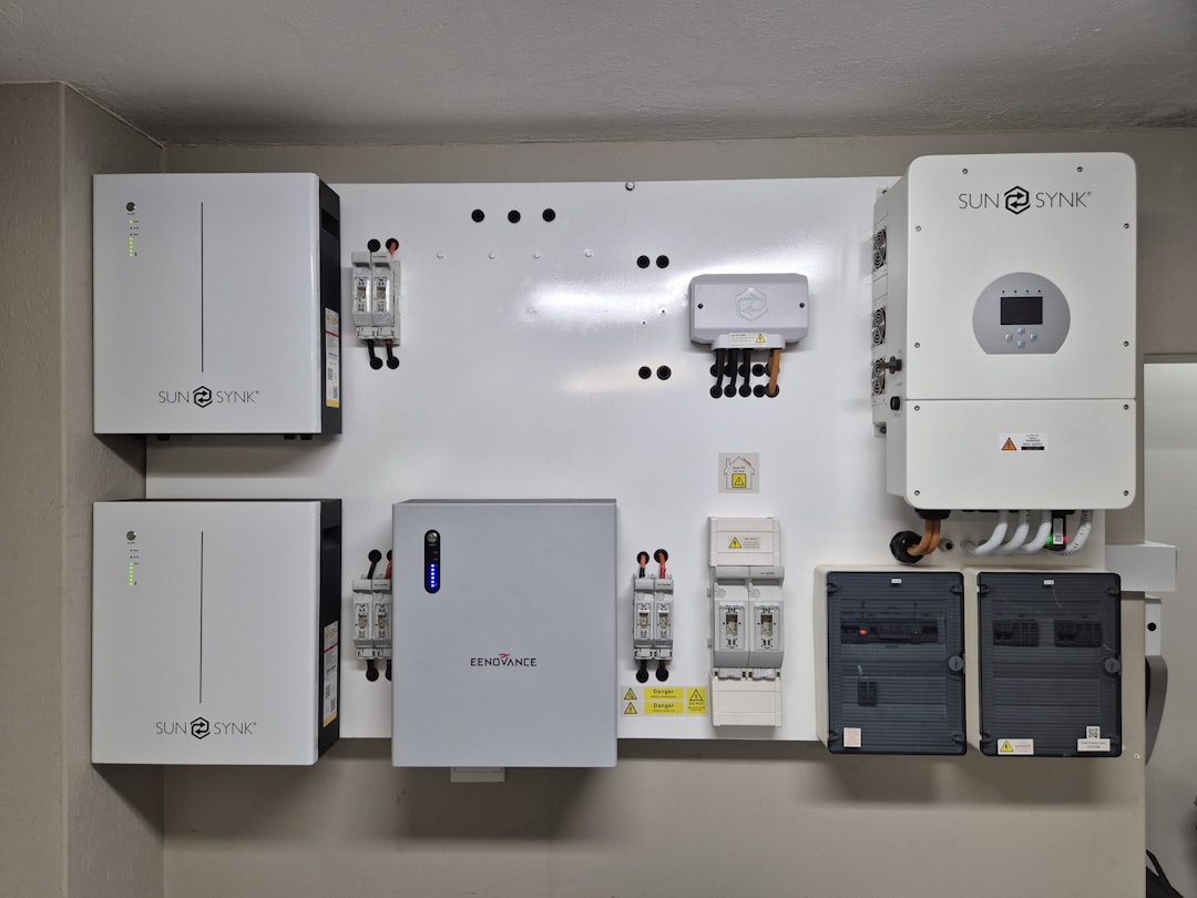 Wall-mounted lithium battery home energy storage system